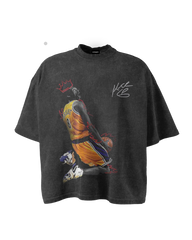 '8' GRAPHIC TEE