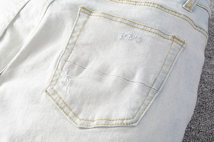 AMIRI #650 Jeans